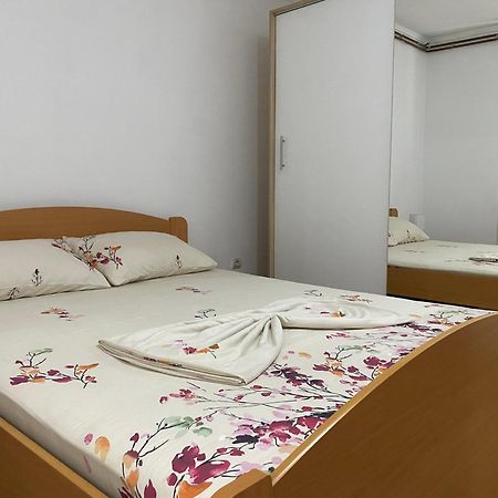 Apartmani Dora Leskovac Leskovac  Exteriör bild