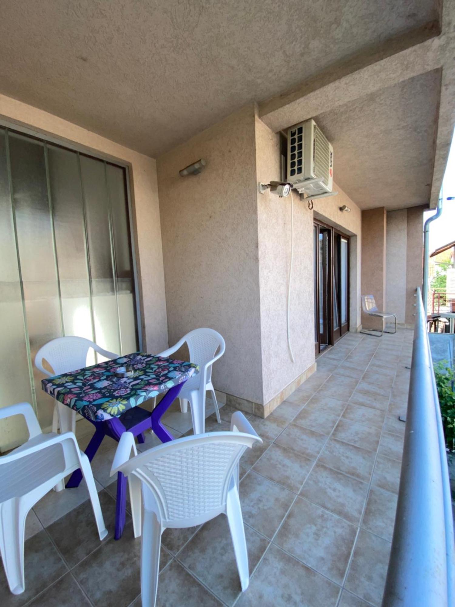 Apartmani Dora Leskovac Leskovac  Exteriör bild