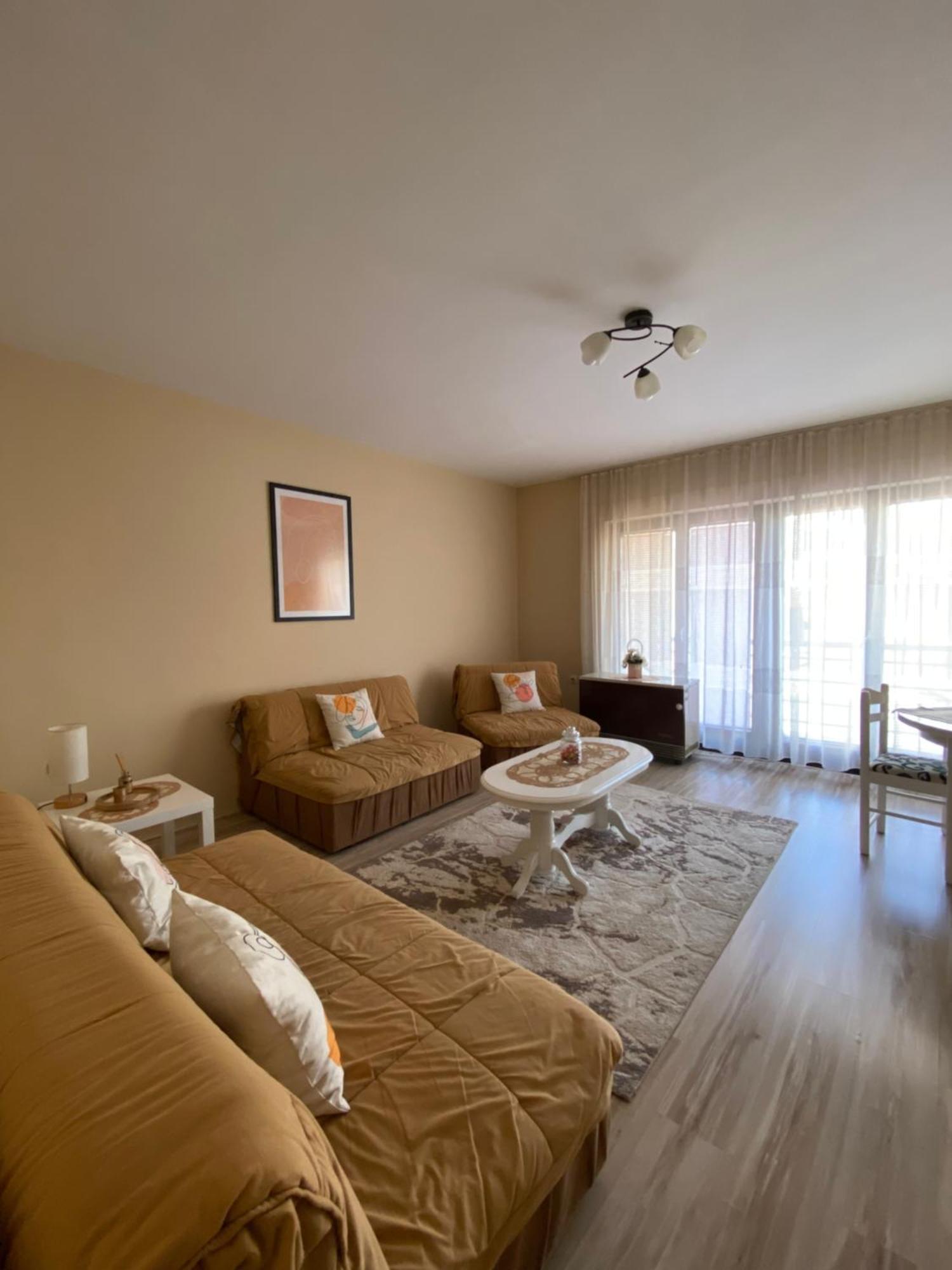 Apartmani Dora Leskovac Leskovac  Exteriör bild